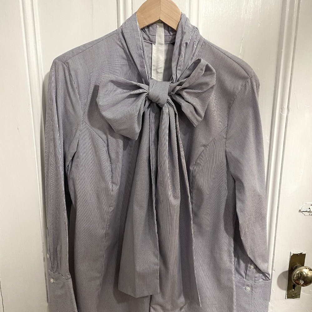 Never Worn Banana Republic Blue Pin Stripe Long Sleeve Bow Blouse, Size 12